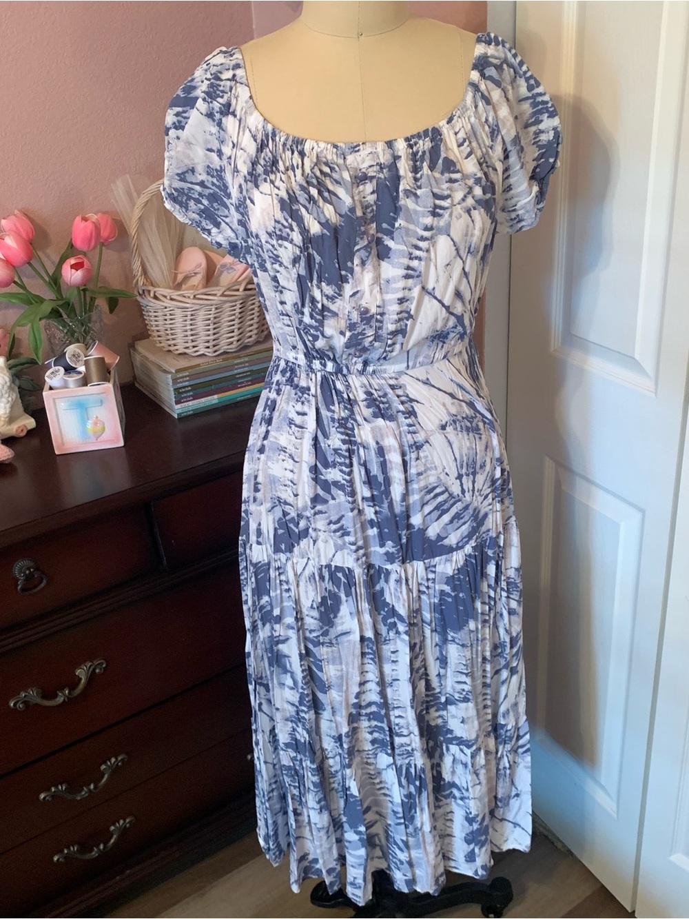 SOLITAIRE Blue and White Palm Print Midi Dress - Casual Women’s Dress